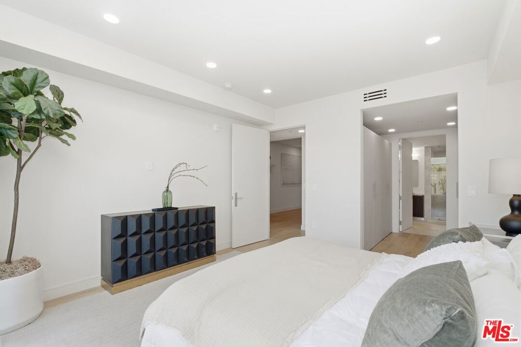 MLS #26655713 image #14