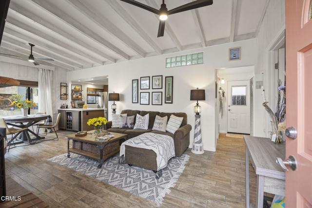 3500 Ocean Drive, Oxnard CA: https://media.crmls.org/mediaz/3c903f39-c88b-4968-b1d9-379e2b3fc968.jpg