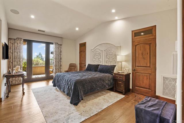 4652 Resmar Road, La Mesa CA: https://media.crmls.org/mediaz/3c906545-6899-4238-90e1-a4ddfd8e525d.jpg