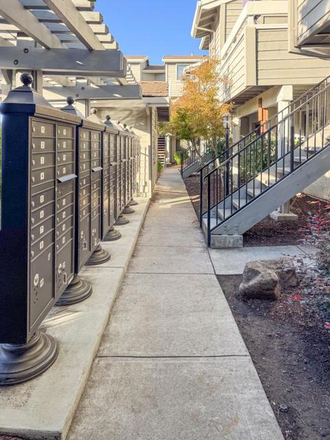 6923 Chantel Court, San Jose CA: https://media.crmls.org/mediaz/3c913c9a-5307-4cad-908a-b28388d9ac62.jpg