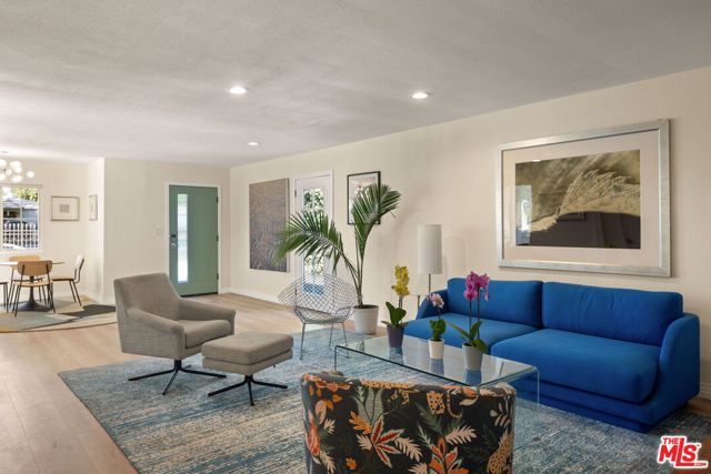 18536 Malden Street photo 8
