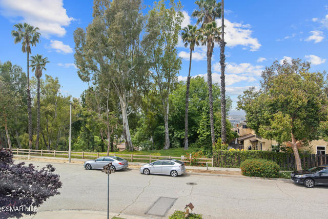 974 Hillview Cir Simi Valley-large-033-0