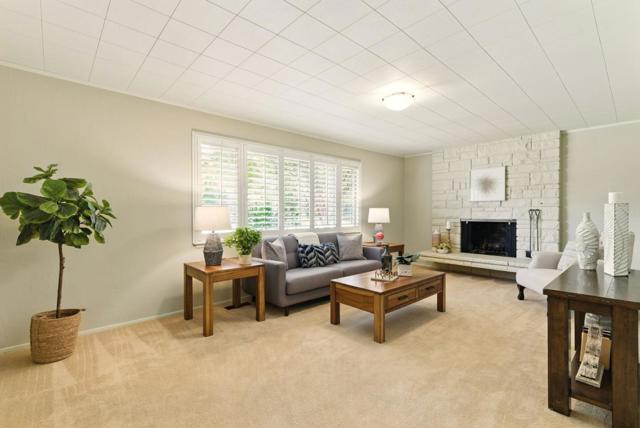 610 De Anza Avenue, San Carlos CA: https://media.crmls.org/mediaz/3c935405-d39c-4e24-b14f-27a3bf8c3ecf.jpg