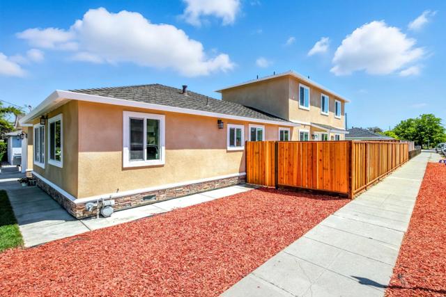 552 Borregas Avenue, Sunnyvale CA: https://media.crmls.org/mediaz/3c94528b-09a4-4505-991e-120769ecc082.jpg