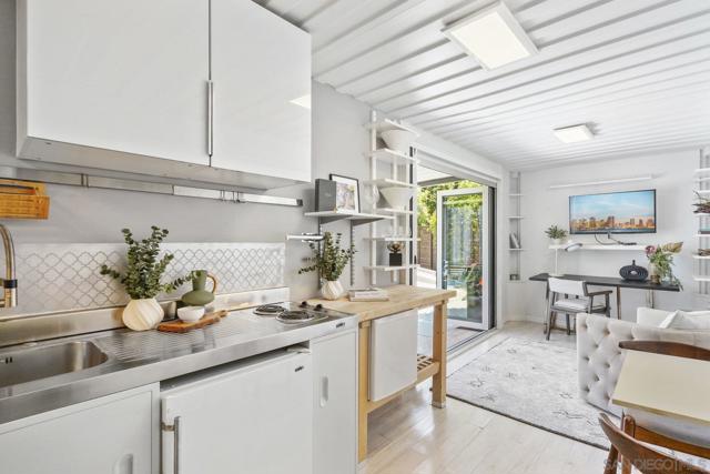 4877 Lorraine Dr, San Diego CA: https://media.crmls.org/mediaz/3c965d34-6f12-4e3f-9cf6-917517f19f6a.jpg