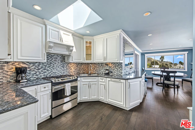 22548 Pacific Coast Highway, 401 photo 4
