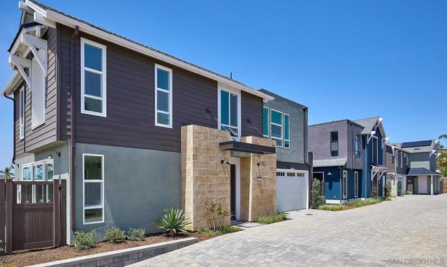 569 N Vulcan Ave, Encinitas CA: https://media.crmls.org/mediaz/3c96c99c-2812-46a8-b70b-9af26bca4fa5.jpg