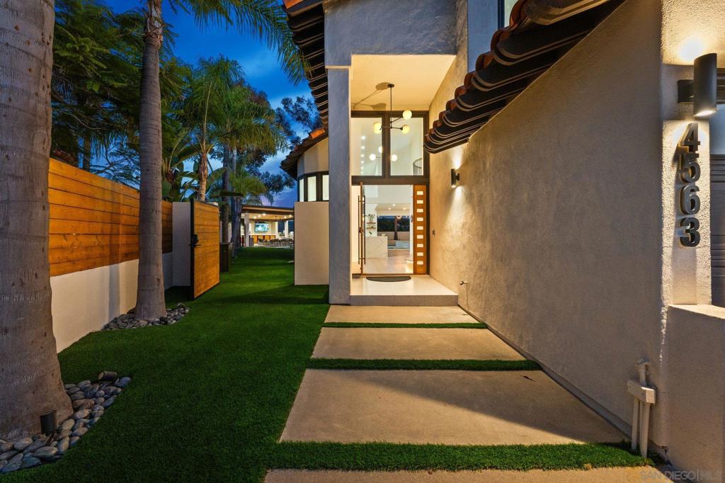 4563 Tarantella Ln - photo 3
