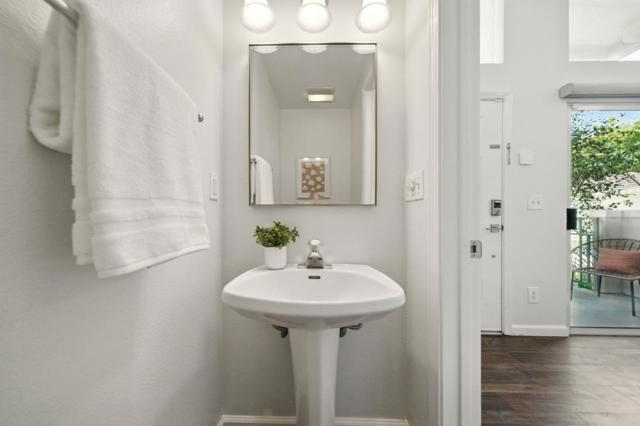 135 Frederick Court, Mountain View CA: https://media.crmls.org/mediaz/3c988987-e97b-456c-a0dd-64fdfd0997bd.jpg