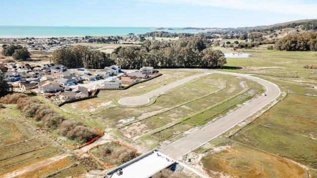 0 Upper Terrace Avenue, Half Moon Bay CA: https://media.crmls.org/mediaz/3c98cfde-214e-4dd8-806a-3810111282ad.jpg