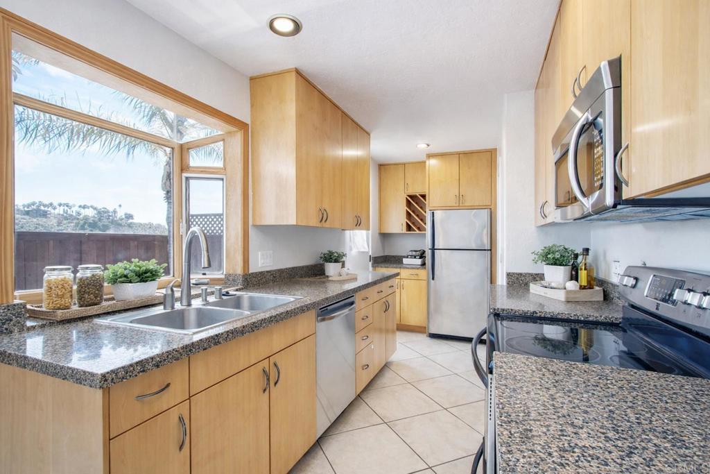 481 Bay Meadows Way - photo 6