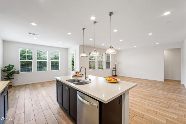 481 Alabama Street, Ventura CA: https://media.crmls.org/mediaz/3c9aa04b-196b-41a6-b75f-77c6b22a65d7.jpg
