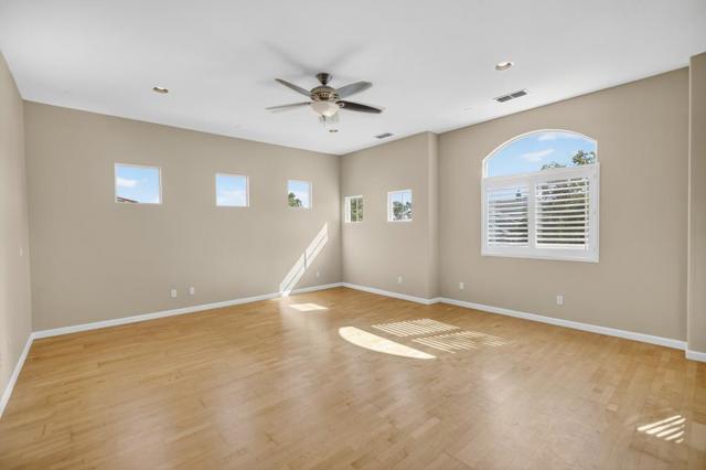 5817 Spring Flower Drive, Elk Grove CA: https://media.crmls.org/mediaz/3c9afe5f-b598-4119-a2d4-2b9dcf4c42c0.jpg