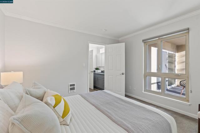 590 El Dorado Ave, Oakland CA: https://media.crmls.org/mediaz/3c9c2ea2-e5b0-4ed0-9059-b85eca370504.jpg