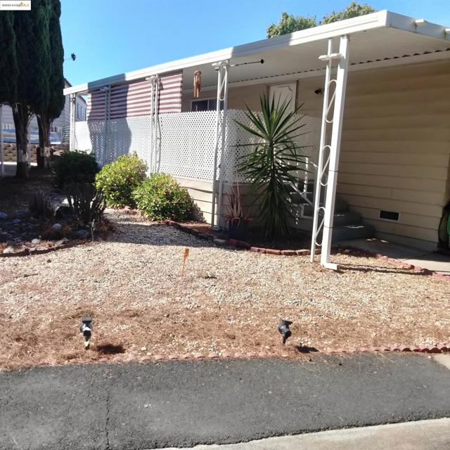 34 Mark Lane, Antioch CA: https://media.crmls.org/mediaz/3c9c362d-f3c3-48ab-bfc8-b25bff1e7066.jpg