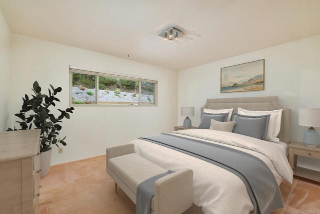 Detail Gallery Image 34 of 61 For 3190 Falcon Dr, Carlsbad,  CA 92008 - 5 Beds | 3 Baths