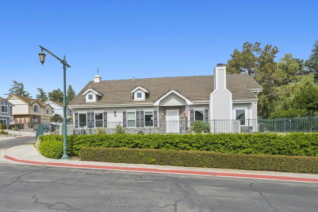 1198 Gazania Ct, San Marcos CA: https://media.crmls.org/mediaz/3c9cff29-c2d9-4b1a-a9a8-55338fdeec00.jpg