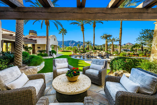 78653 Peerless Place, La Quinta CA: https://media.crmls.org/mediaz/3c9d2f77-30c7-4b5d-9478-5f1181bd7af1.jpg
