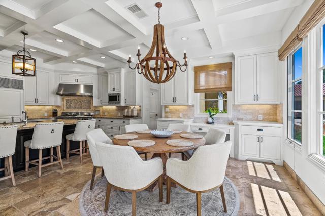 1405 Lakeview Court, San Martin CA: https://media.crmls.org/mediaz/3c9da3d1-b3c8-409d-8057-d534bef673c1.jpg