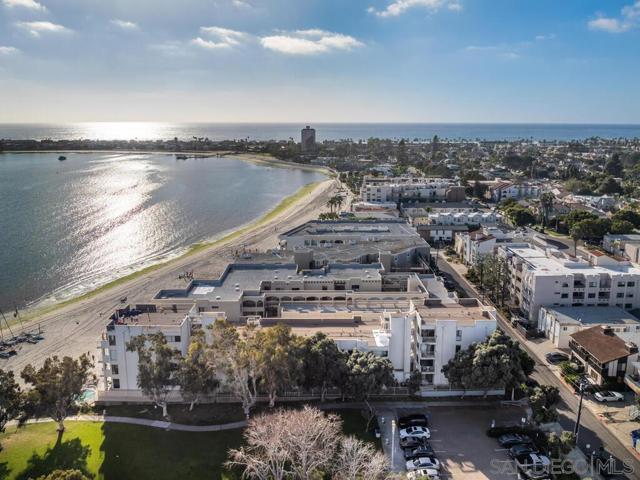 Image 30 of 34 For 1251 Parker Pl  2n