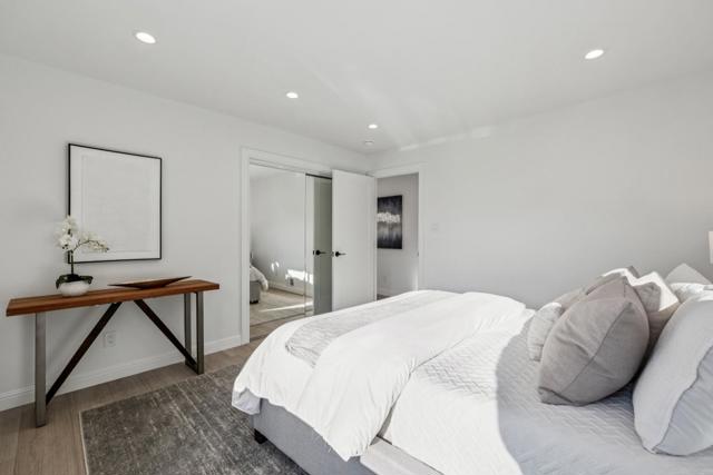 1315 Black Mountain Road, Hillsborough CA: https://media.crmls.org/mediaz/3c9f629e-a060-4efd-8b9f-12e3ce6e9543.jpg