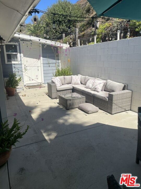 3952 Las Flores Canyon Road photo 12