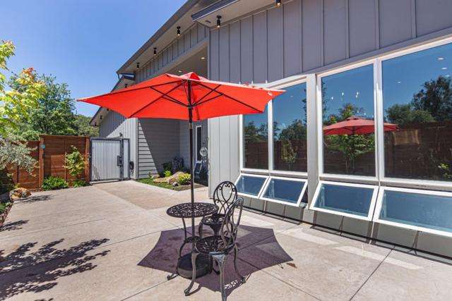 18870 Old Bridge Road, Jamestown CA: https://media.crmls.org/mediaz/3ca0a855-f4dd-4f5d-9122-9b2f54c87950.jpg