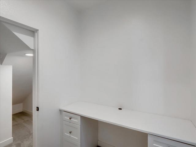 1452 N Harbor Boulevard, Santa Ana CA: https://media.crmls.org/mediaz/3ca2cede-a247-4d8d-b518-685feaf73f42.jpg