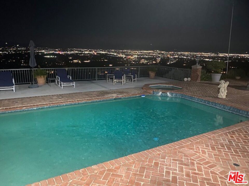 3324 Alana DriveSherman Oaks img 1