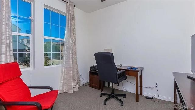 Detail Gallery Image 12 of 21 For 16160 Veridian Cir, San Diego,  CA 92127 - 4 Beds | 3/1 Baths