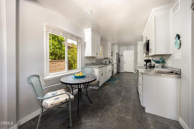 Detail Gallery Image 6 of 24 For 173 Bucknell Ave, Ventura,  CA 93003 - 4 Beds | 2 Baths