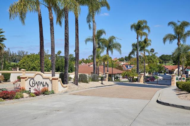 13059 Caminito Vilos, San Diego CA: https://media.crmls.org/mediaz/3ca40476-bfcb-482d-b576-efecd37a9214.jpg