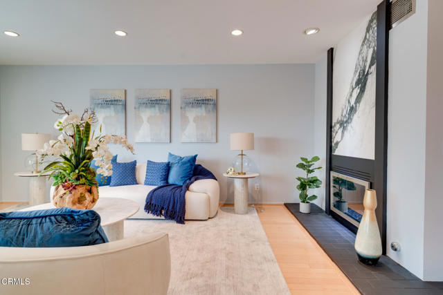 Detail Gallery Image 8 of 50 For 750 Portola Ter, Los Angeles,  CA 90042 - 3 Beds | 2/1 Baths