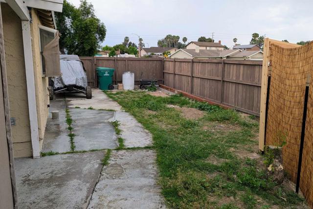 8300 Cacus Street, Spring Valley CA: https://media.crmls.org/mediaz/3ca4c994-a51a-482d-a673-063cf7568af2.jpg