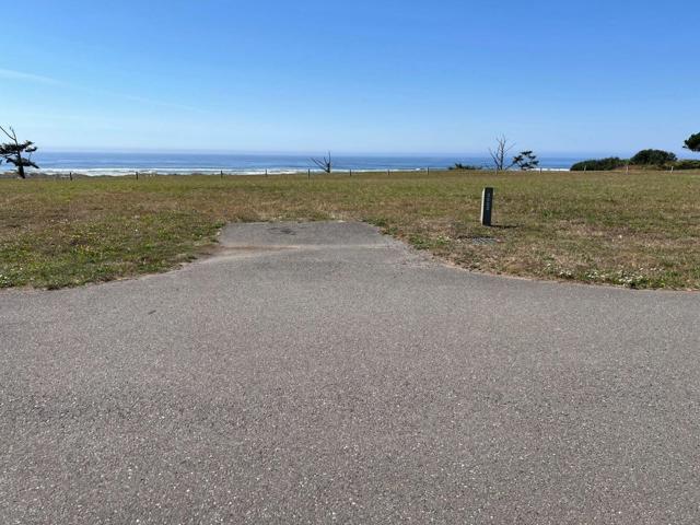 3002 Sandpointe Drive,  CA: https://media.crmls.org/mediaz/3ca6f335-2adb-41da-8b53-f789d73a8f0e.jpg