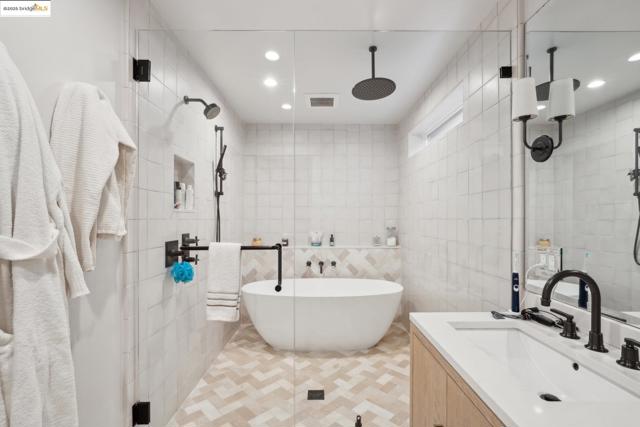 946 Alma Pl, Oakland CA: https://media.crmls.org/mediaz/3ca72944-0ca7-42d9-b4d6-79909bd40806.jpg