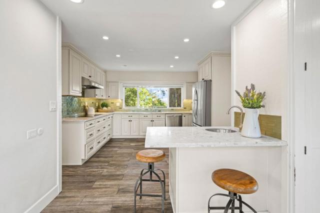 Image 7 of 64 For 13434 Old Oak Way