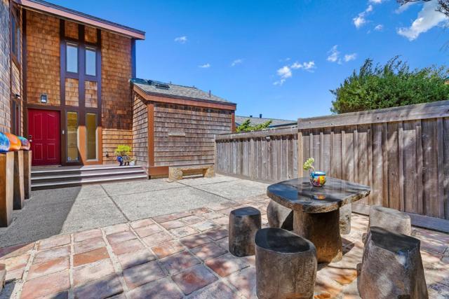 172 Monterey Dunes Way, Moss Landing CA: https://media.crmls.org/mediaz/3ca74062-7fcf-44ac-9fd7-b665e181914e.jpg