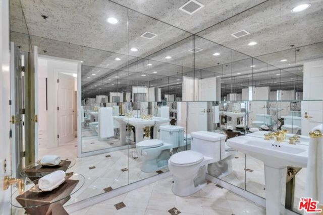 10724 Wilshire Boulevard, Los Angeles CA: https://media.crmls.org/mediaz/3ca76dc5-f4e5-4ce4-aaf4-6af7360bd97b.jpg