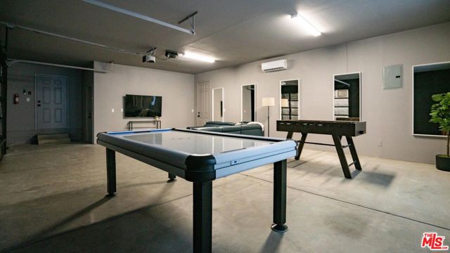 71638 Laura Lane,  CA: https://media.crmls.org/mediaz/3ca78c4f-6718-4777-8915-13bd981c84ba.jpg