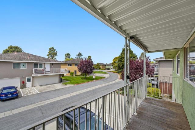 1455 45th Avenue, Capitola CA: https://media.crmls.org/mediaz/3ca82f36-2899-4eb7-97be-77e986327b88.jpg