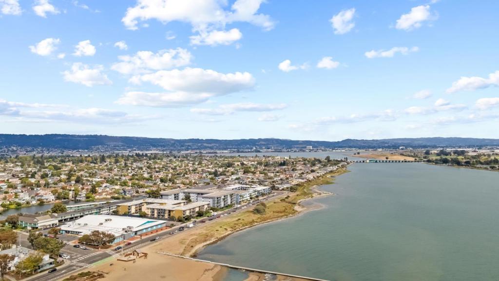 3Ca9207A 8E46 4F56 9Ffe 5873997323Ca 2101 Shoreline Drive #437, Alameda, Ca 94501 &Lt;Span Style='BackgroundColor:transparent;Padding:0Px;'&Gt; &Lt;Small&Gt; &Lt;I&Gt; &Lt;/I&Gt; &Lt;/Small&Gt;&Lt;/Span&Gt;