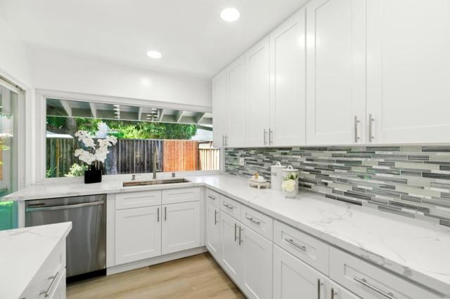 266 El Portal Way, San Jose CA: https://media.crmls.org/mediaz/3ca92de4-de72-4338-9866-161854d311b6.jpg