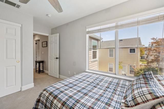 410 Krystallos Lane, Redwood City CA: https://media.crmls.org/mediaz/3ca93923-7cf5-481e-8314-180a440b81c4.jpg