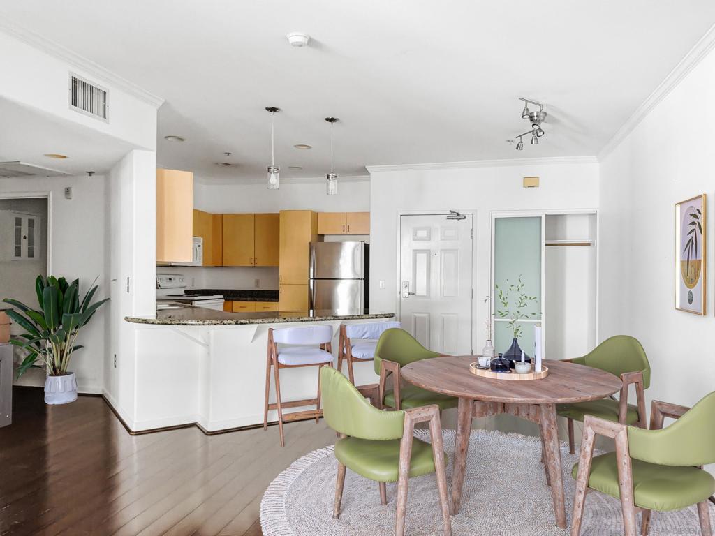 1501 Front St - photo 6