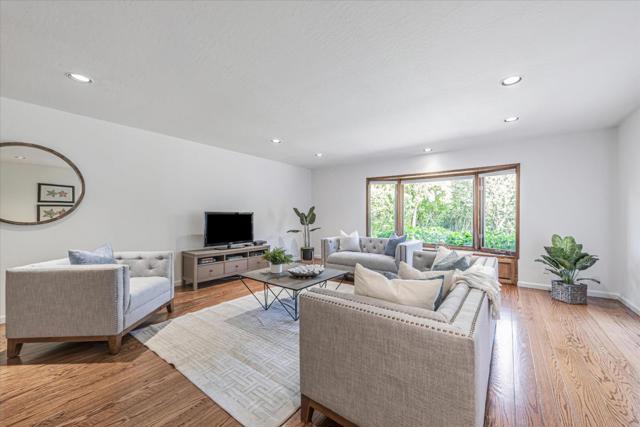Image 6 of 57 For 1350 Elwood Drive