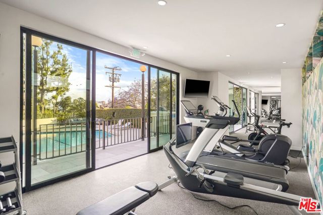 8787 Shoreham Drive, West Hollywood CA: https://media.crmls.org/mediaz/3cacb632-43a9-4ebd-9a52-8a6b5d21e3a3.jpg