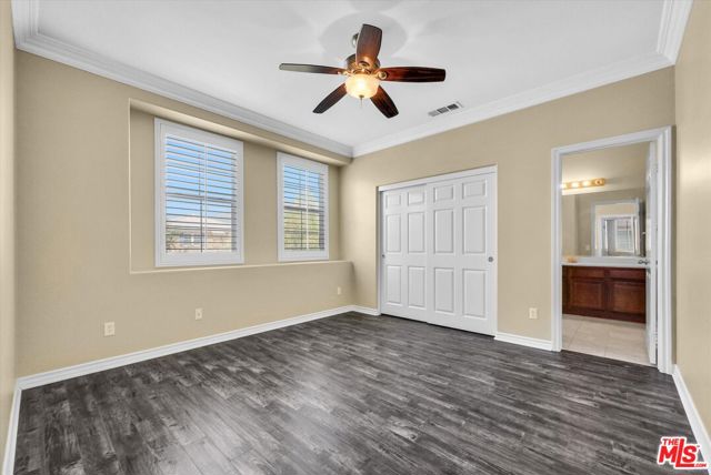 5611 Scharf Avenue, Fontana CA: https://media.crmls.org/mediaz/3cad0190-1f3b-4f26-bcfa-b2b0a29a39d4.jpg