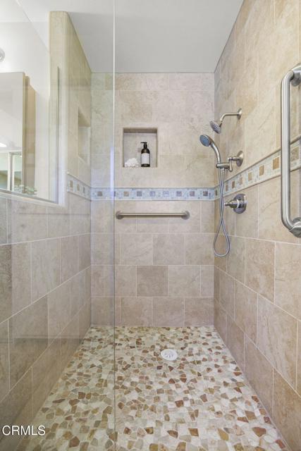 334 E Elfin Green, Port Hueneme CA: https://media.crmls.org/mediaz/3cad6373-e262-454b-9a7e-93fba84c8e28.jpg