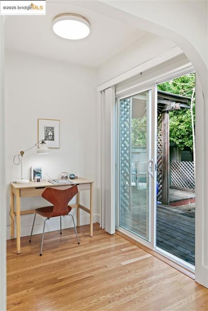 2201 Spaulding Ave, Berkeley CA: https://media.crmls.org/mediaz/3cae4b9e-4b69-4c9a-b090-9b87245de15b.jpg